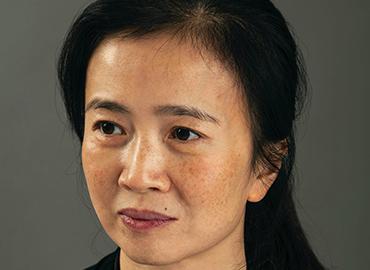 Portrait of Linda Rui Feng